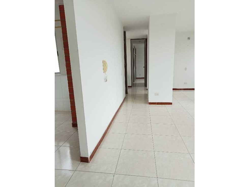 Vendo apartamento octavo piso en los naranjos