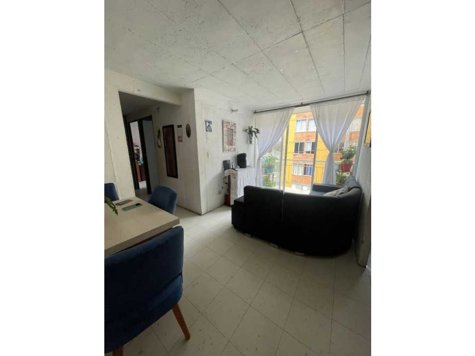 REMATE VENDO APTO 2DO PISO, UBICADO EN ROBLEDO -MEDELLIN