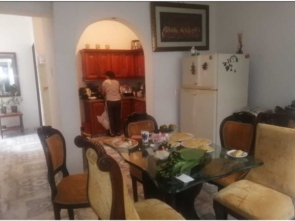 VENDO CASA 1 PISO CON GARAJE EN FLORIDA NUEVA CERCA A LA AVENIDA SAN M