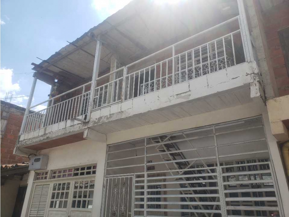 VENDO CASA 2 PISOS EN BONILLA ARAGON W6894860 C-GF