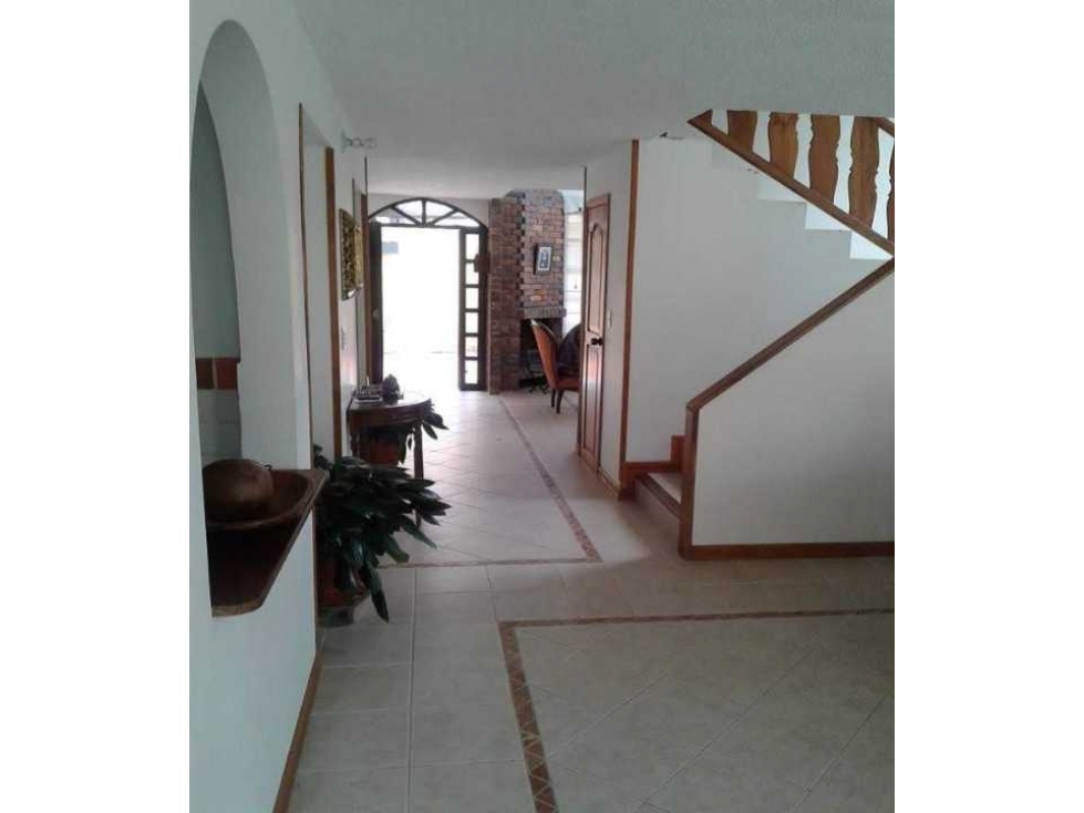 Vendo 2 casas bifamiliares- en COTA- $700c/u- YG