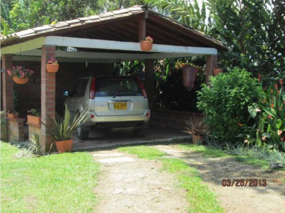 Se vende casa campestre en Fredonia vía puente Iglesias