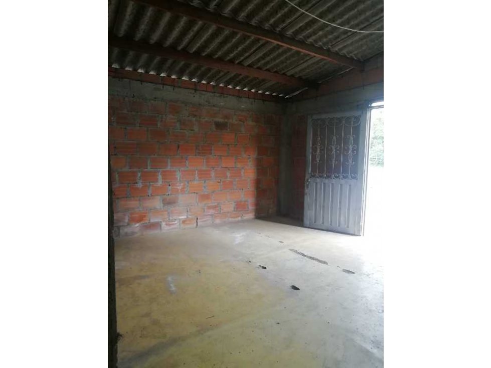 Vendo casa en la graciela