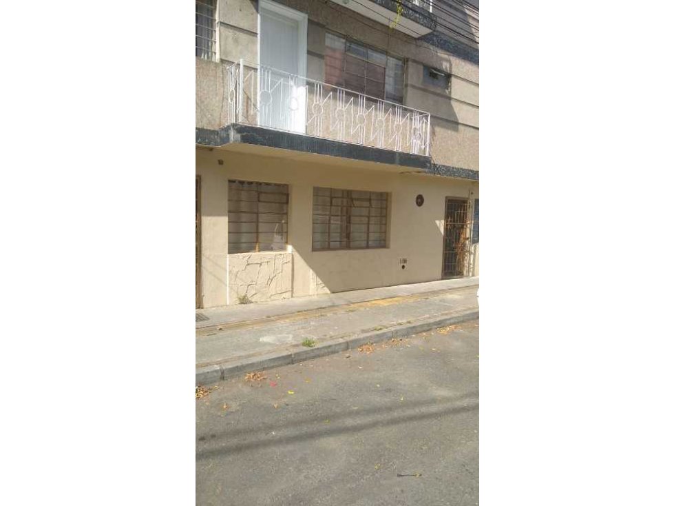 VENDO CASA EN MEDELLÍN SECTOR SAN JOAQUIN