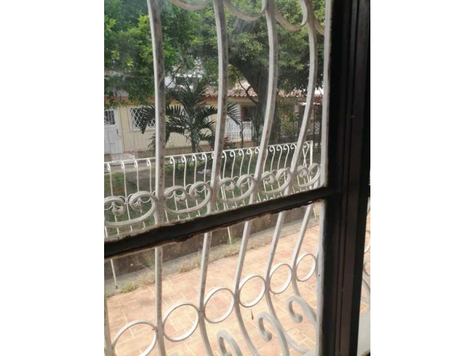 Vendo casa en rl sur de cali barrio farallones