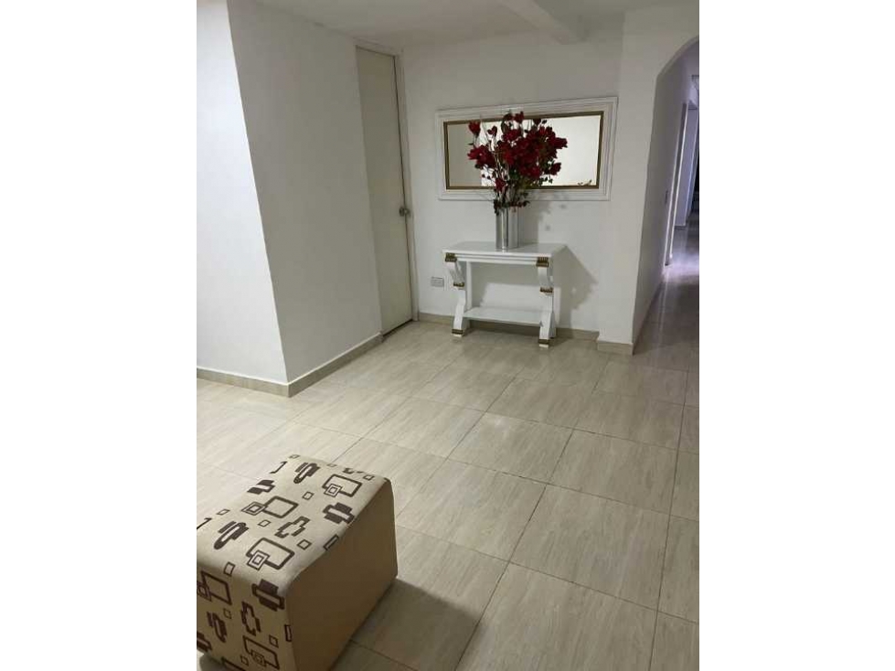 VENDO CASA INTERNA 1ER PISO, UBICADO EN SANTA MÓNICA- MEDELLÍN