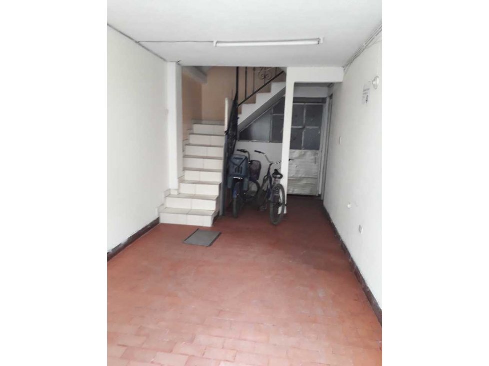 Vendo casa rentable engativa