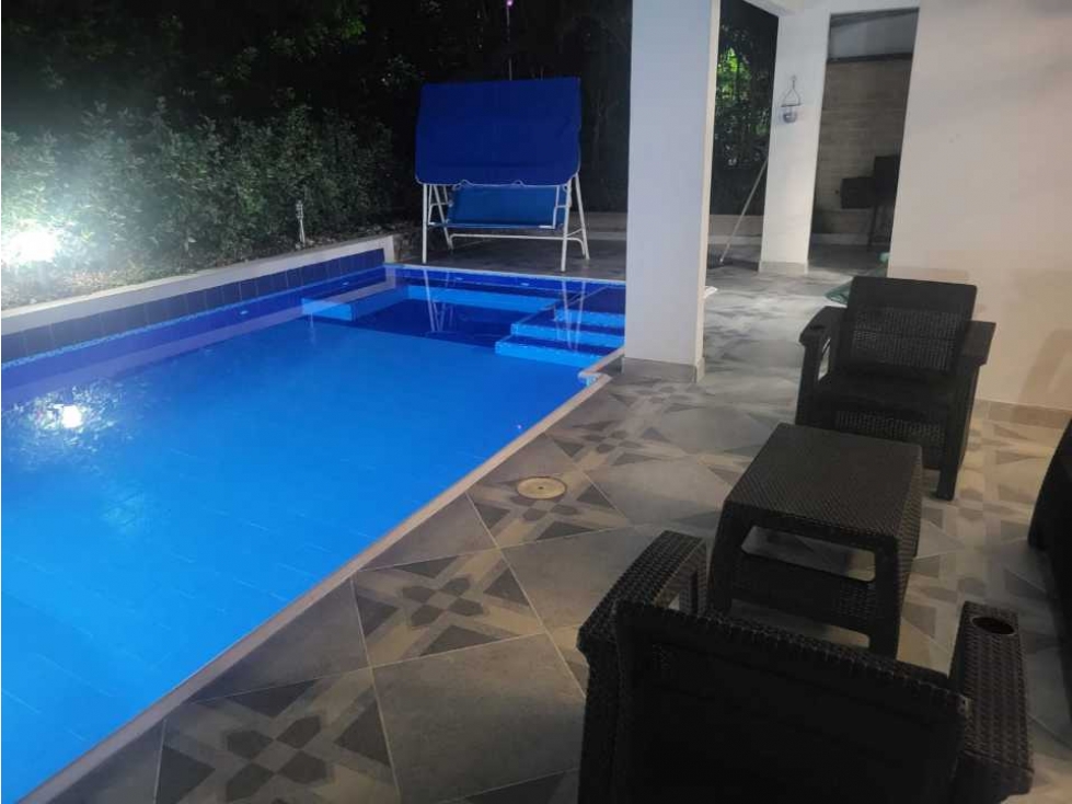 Vendo Casa Ricaurte 5 habitaciones Piscina privada