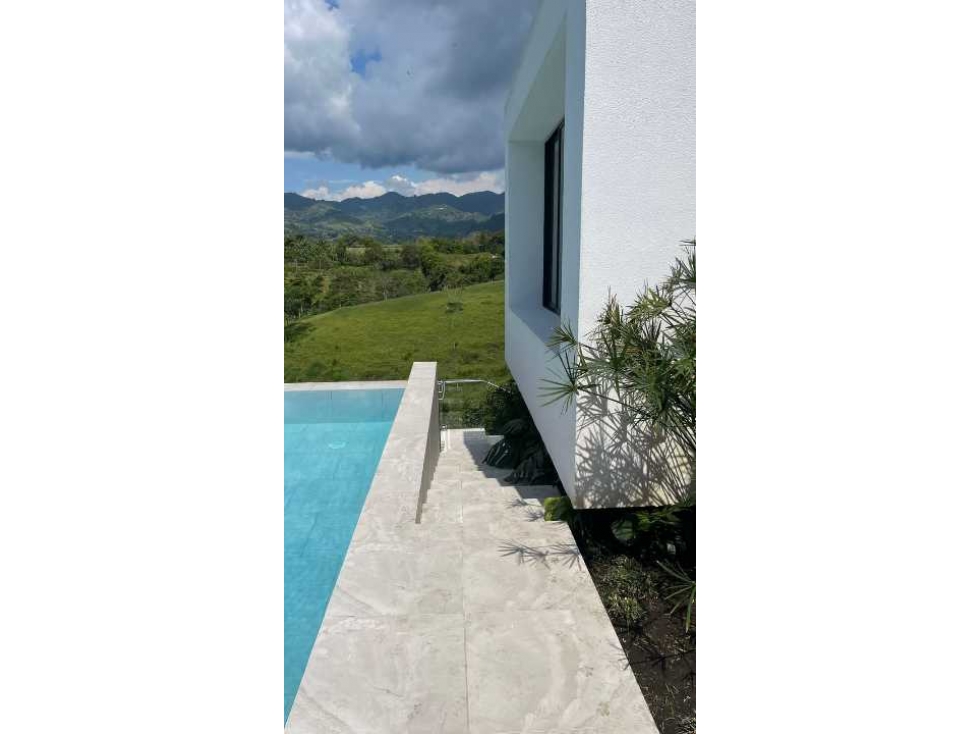 Vendo hermosa casa campestre con Piscina en Combia