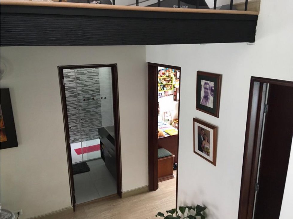 Vendo Casa NIZA -  BOGOTA