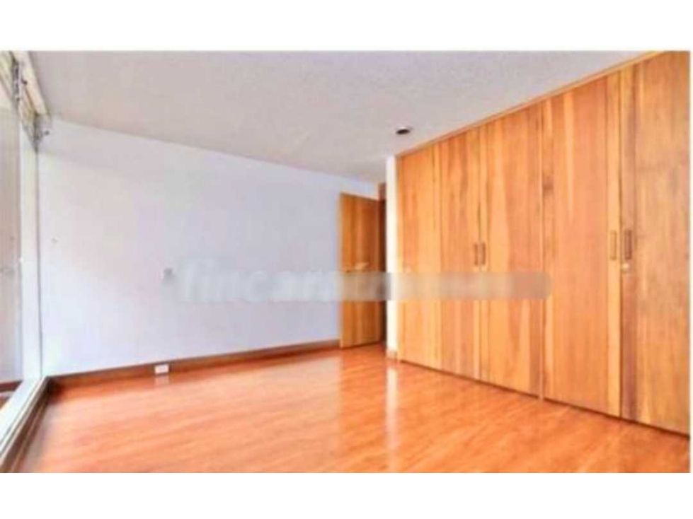 VENDO PENTHOUSE EN BOGOTÁ ( LOS ROSALES) T.P