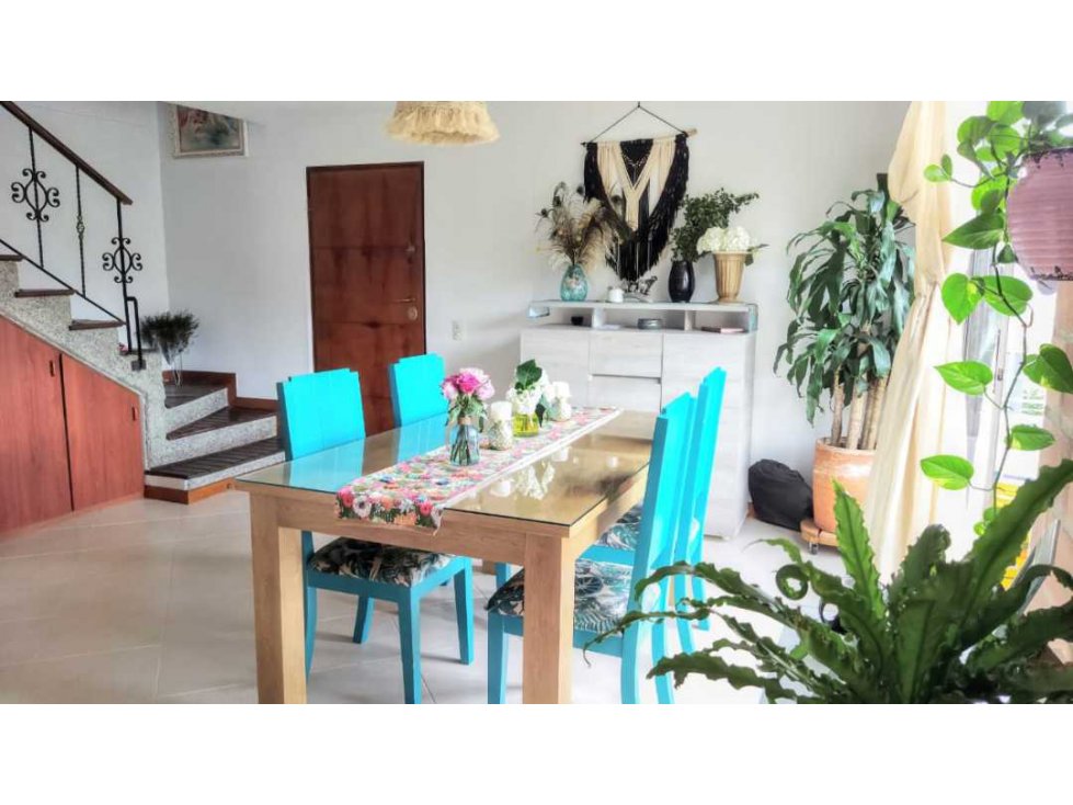 VENTA APARTAMENTO DUPLEX SECTOR LOMA DE LOS BERNAL