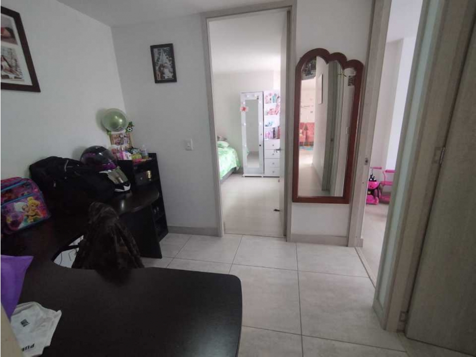 Venta apartamento Envigado Camino verde parte alta ? 81m2