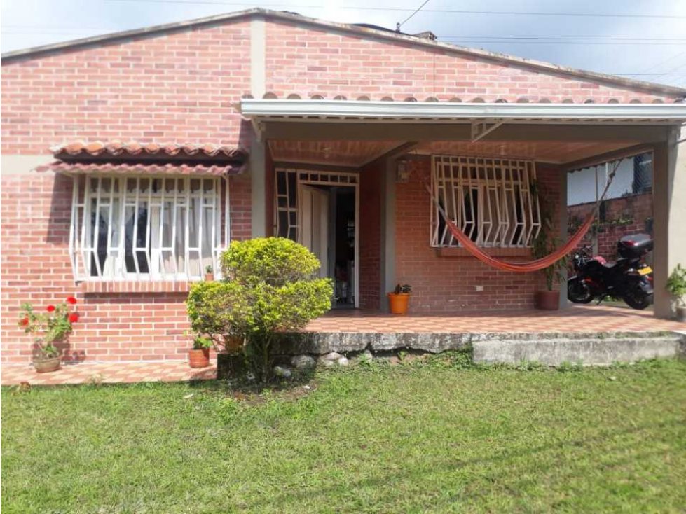 Venta de casa campestre  via armenia Pereira