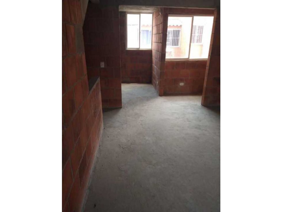 Venta de casa en Ciudadela Las Flores obra gris Jamundi (GH)