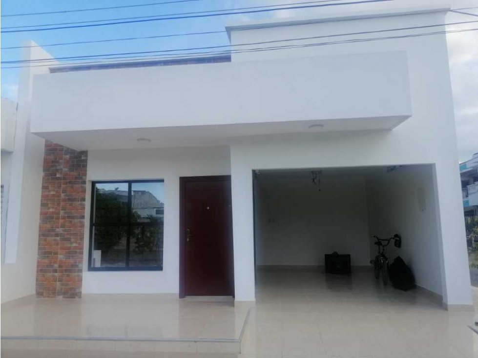 VENTA DE CASA EN ROSALES DE TACASUAN, MONTERIA