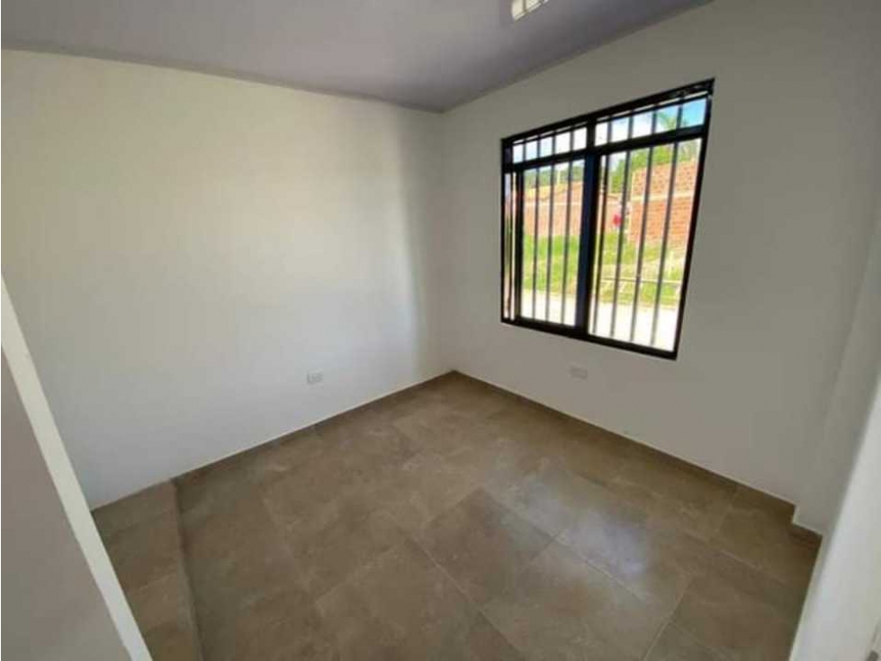 VENTA DE CASA LAS PALMAS - ZARAGOZA CARTAGO VALLE