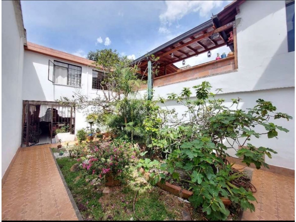 Venta de casa Lote Belen Rosales