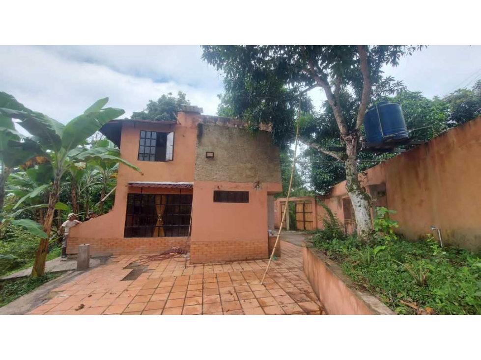 VENTA DE FINCA EN ANOLAIMA CUNDINAMARCA CASA CON LICENCIA