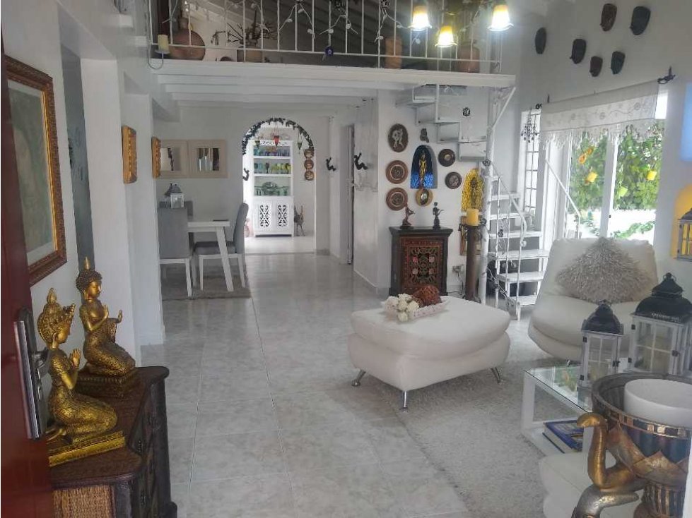 Venta de hermosa casa en Belén la Palma