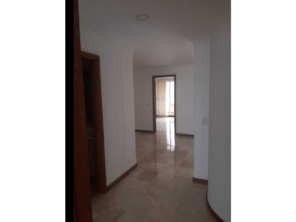 Venta de hermoso apartamento en Laureles, Medellín