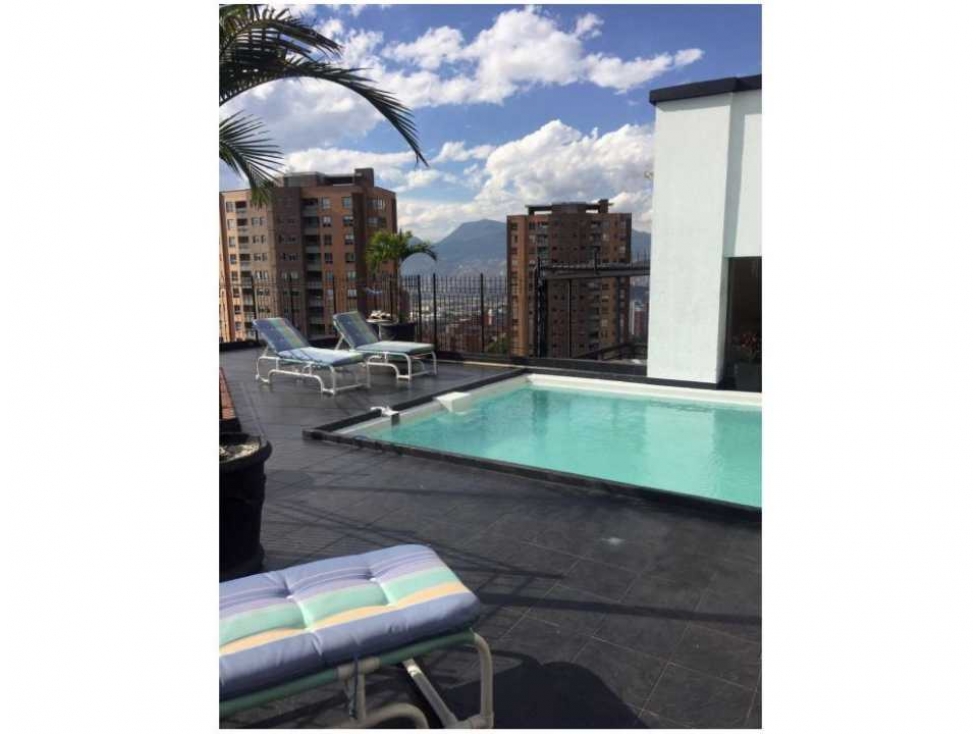 Venta Penthouse con Piscina El Poblado Tv. Inferior La Visitación