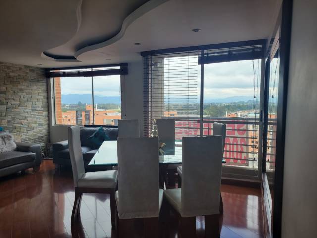 HERMOSO APARTAMENTO SAN ANTONIO NORTE - CALLE 192 CON 11  VISTA PANORAMICA